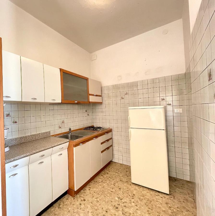 Villa Fronte Mare-Carraro Immobiliare Jesolo - Family Apartments Eksteriør billede