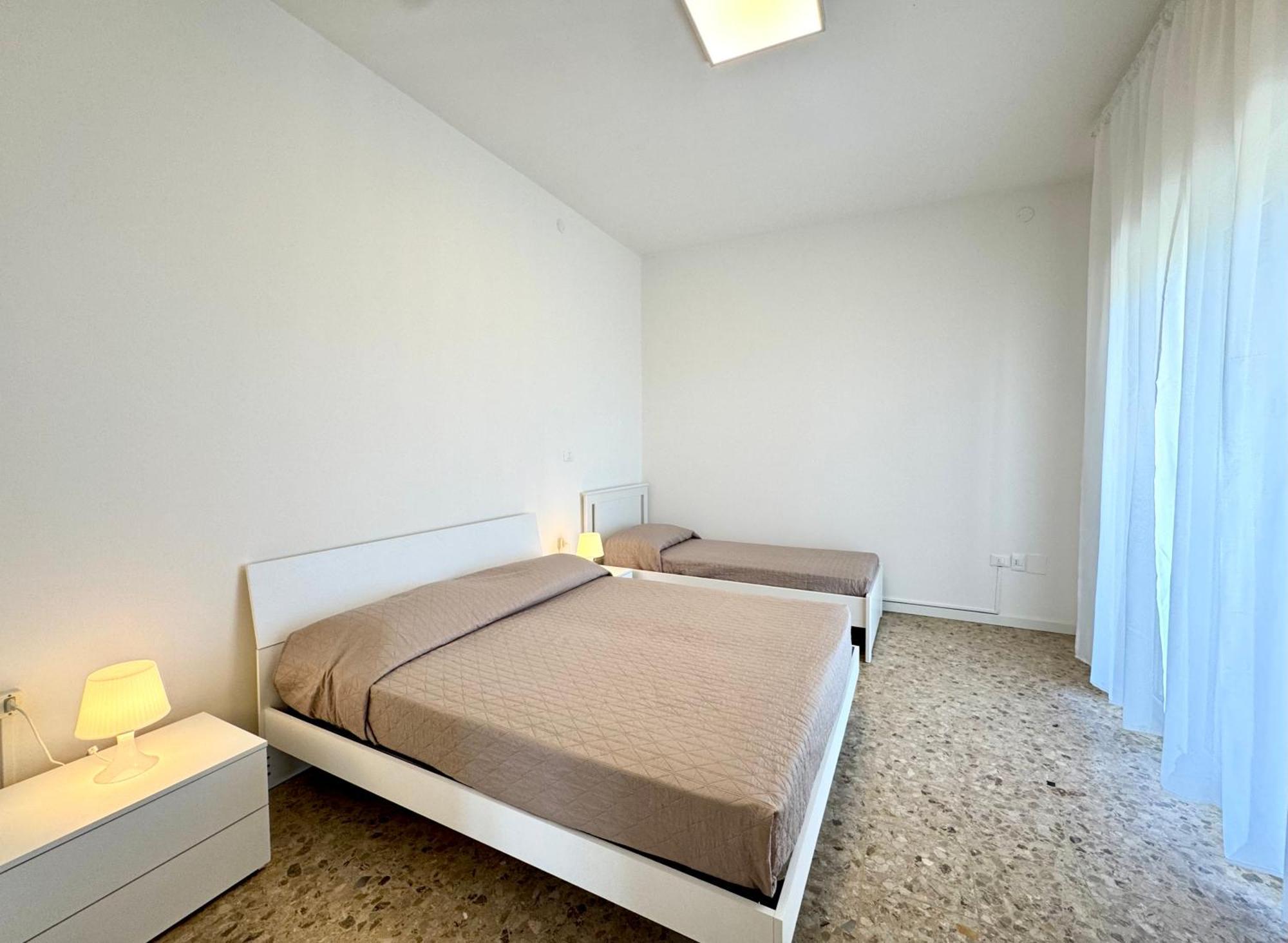 Villa Fronte Mare-Carraro Immobiliare Jesolo - Family Apartments Eksteriør billede